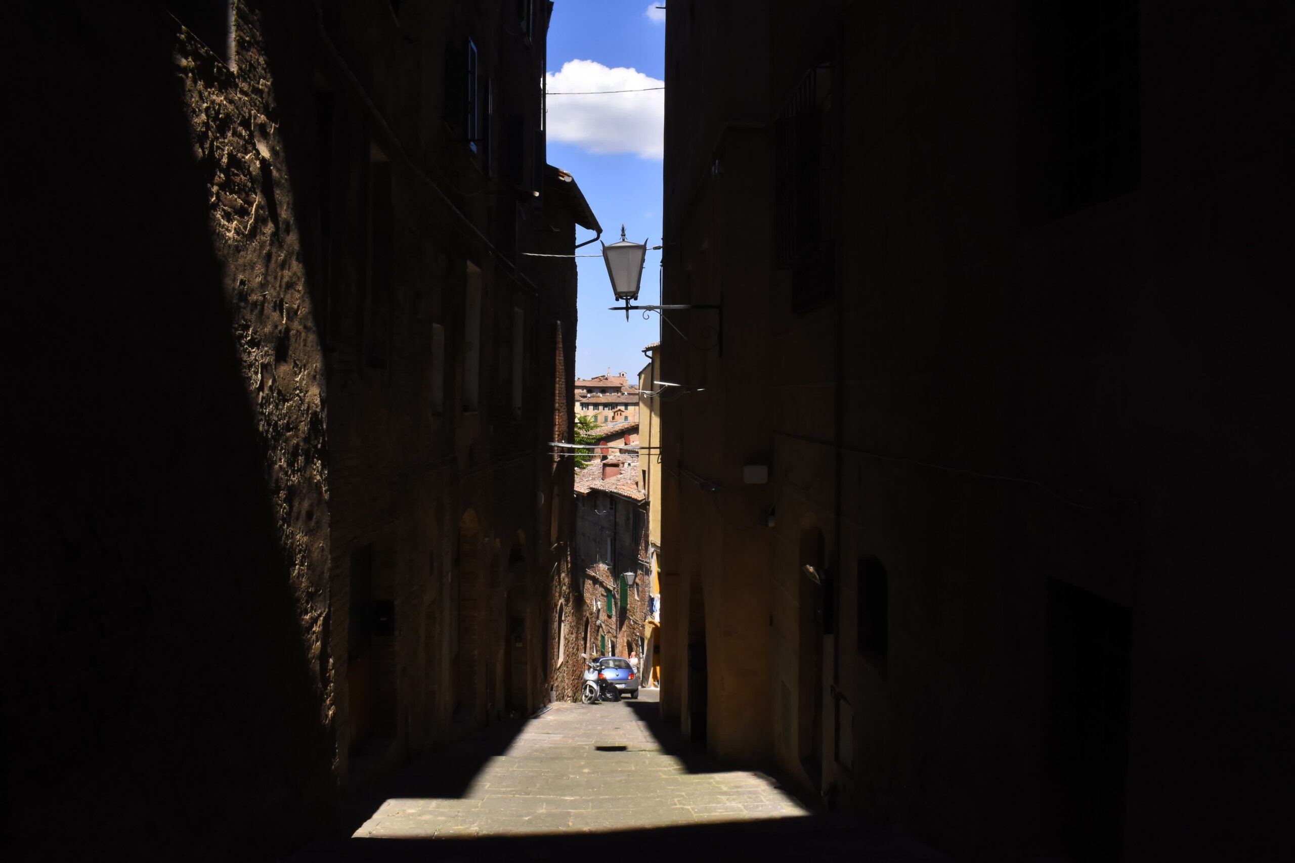 Vicolo stretto